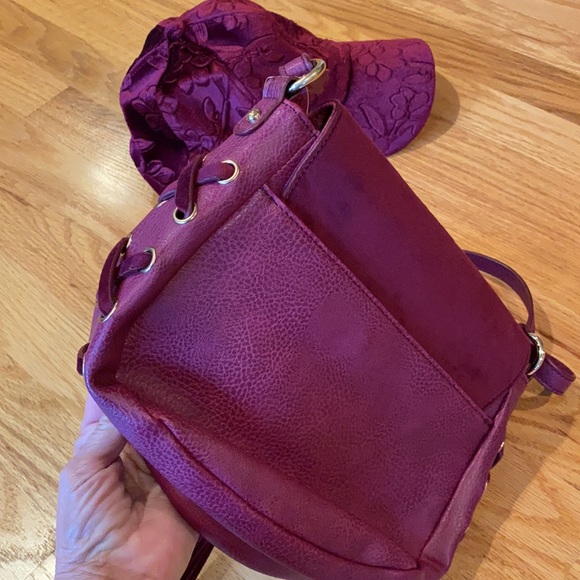Handbag / Purse & Cap / Hat 🌺 - Picture 6 of 7